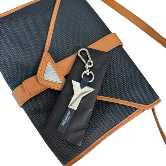 YSL vintage crossbody - Picture 1 of 10